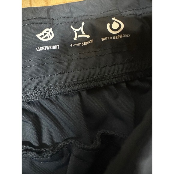Kenneth Cole Men's Active Performance Short Lightweight Stretch Navy Size Small - Picture 5 of 7